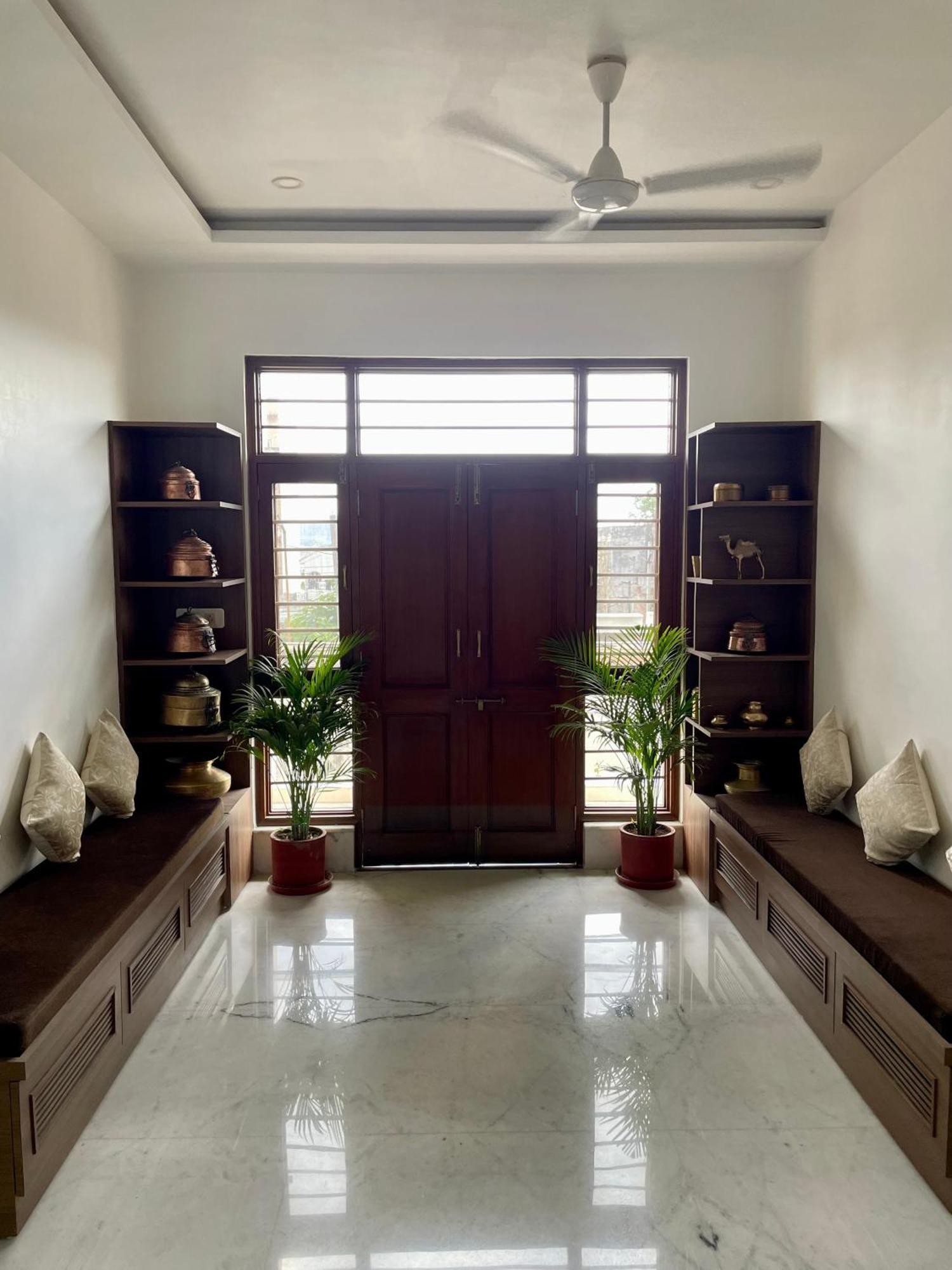 Karni Nivvas - Luxury Redefined Villa Udaipur Buitenkant foto