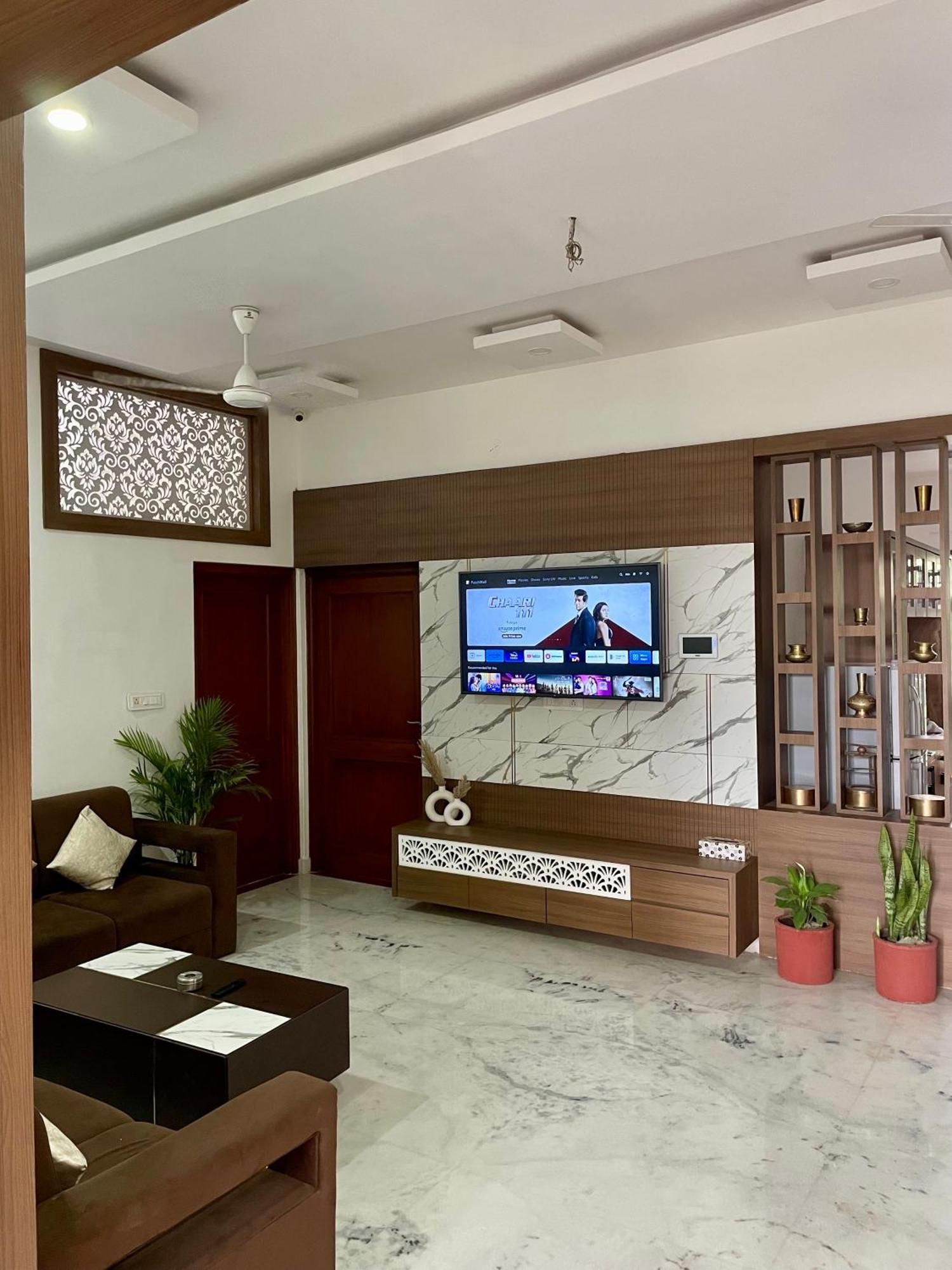 Karni Nivvas - Luxury Redefined Villa Udaipur Buitenkant foto