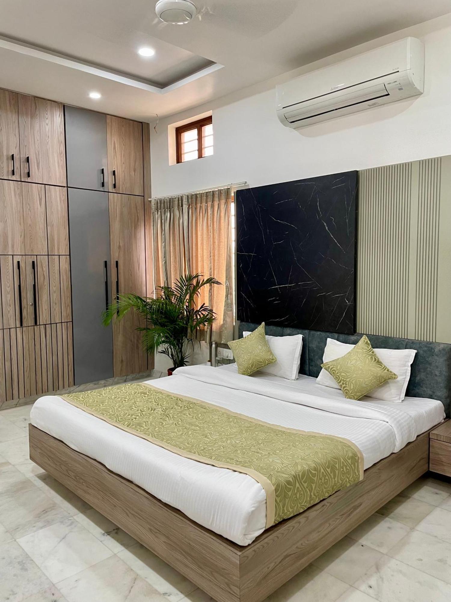 Karni Nivvas - Luxury Redefined Villa Udaipur Buitenkant foto