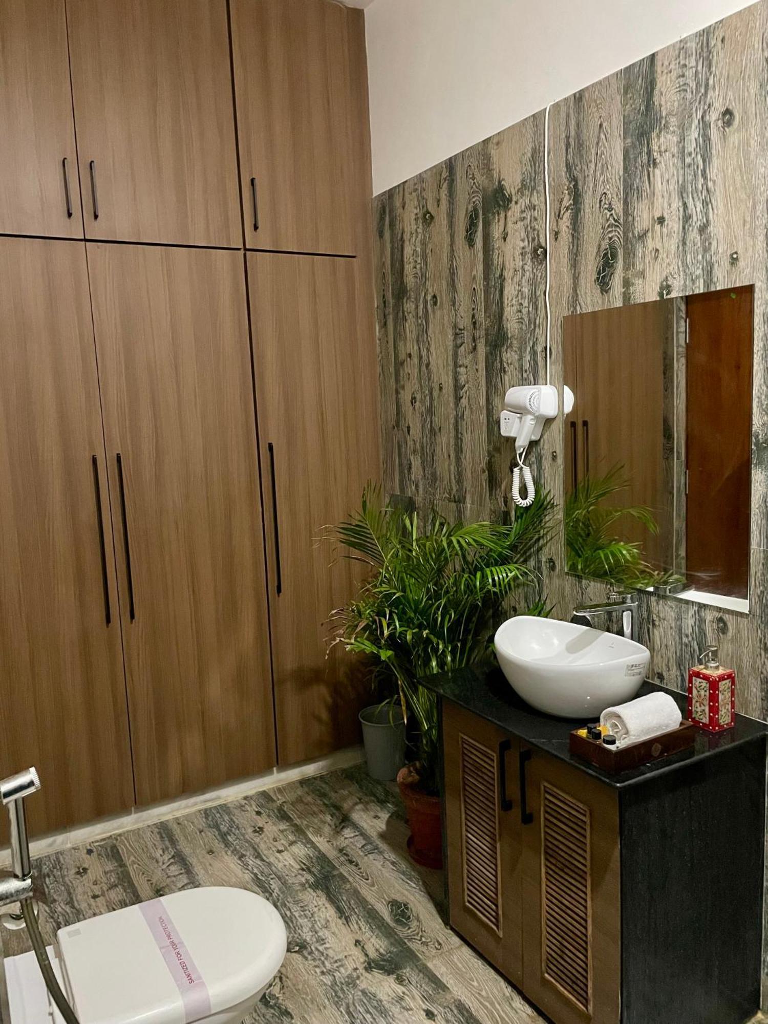 Karni Nivvas - Luxury Redefined Villa Udaipur Buitenkant foto